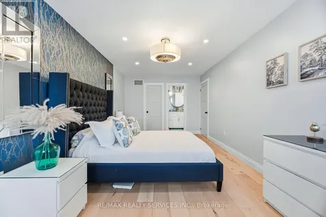 25 Gaydon Way Brantford ON N3T 6P8