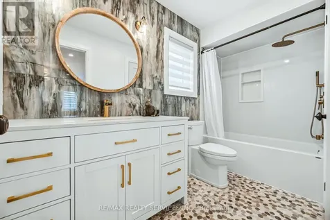 25 Gaydon Way Brantford ON N3T 6P8