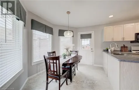 27 Chandos Drive Kitchener ON N2A 3C2