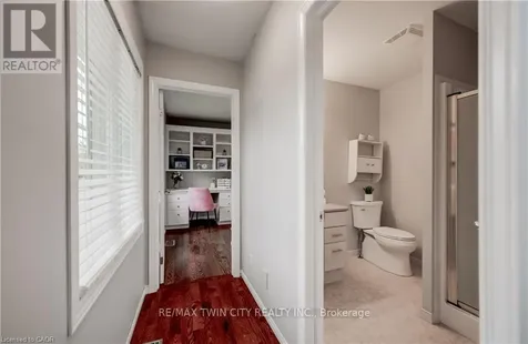 27 Chandos Drive Kitchener ON N2A 3C2
