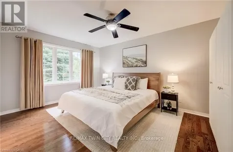 27 Chandos Drive Kitchener ON N2A 3C2