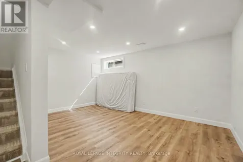 1507 Ballard Court Ottawa ON K1B 4Z1