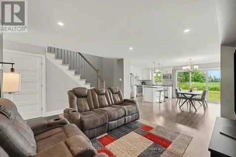 307 Belfort Street Russell ON K0A 1W0