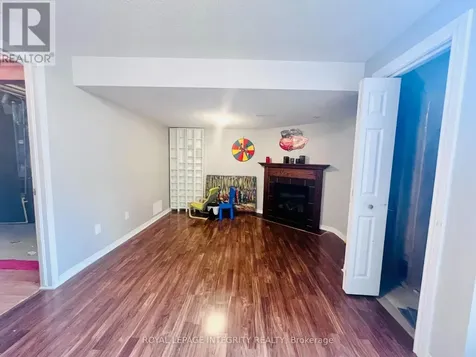 29 Chesapeake Crescent Ottawa ON K2J 0L3
