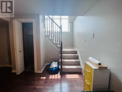 29 Chesapeake Crescent Ottawa ON K2J 0L3