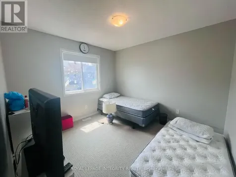29 Chesapeake Crescent Ottawa ON K2J 0L3