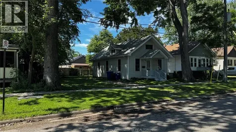 377 Chappell Windsor ON N9C 3C6