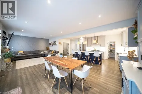 73 Eleanor Avenue Hamilton ON L8W 1C8