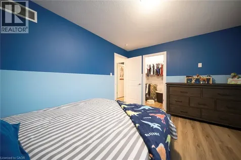 73 Eleanor Avenue Hamilton ON L8W 1C8