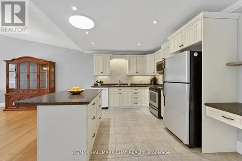 19 Greenway Drive Wasaga Beach ON L9Z 0E6