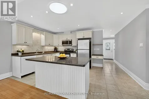 19 Greenway Drive Wasaga Beach ON L9Z 0E6