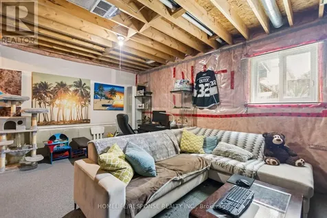 222 Sophia Crescent Kitchener ON N2R 1X8