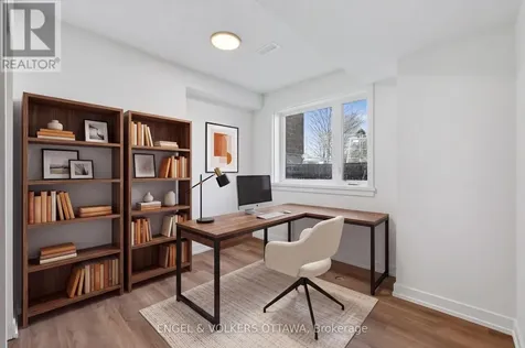122 Stardust Private Ottawa ON K1T 3W6