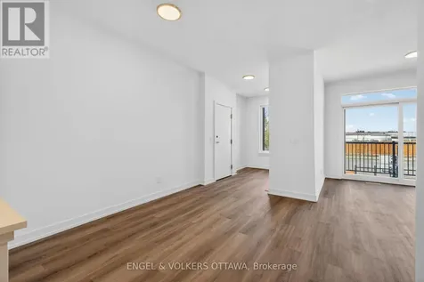 122 Stardust Private Ottawa ON K1T 3W6