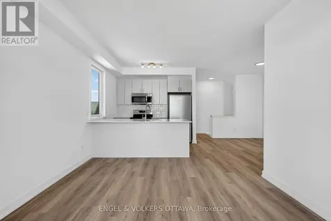 122 Stardust Private Ottawa ON K1T 3W6