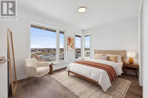 120 Stardust Private Ottawa ON K1T 3W6