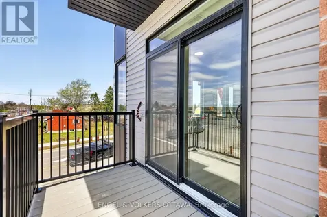 120 Stardust Private Ottawa ON K1T 3W6