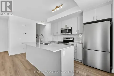 120 Stardust Private Ottawa ON K1T 3W6