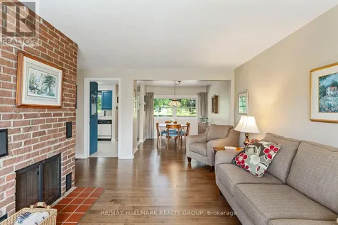 22 St Lawrence Court Augusta ON K0E 1T0