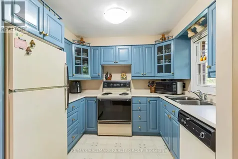 22 St Lawrence Court Augusta ON K0E 1T0