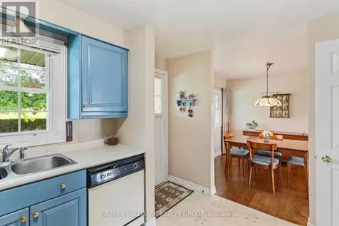 22 St Lawrence Court Augusta ON K0E 1T0