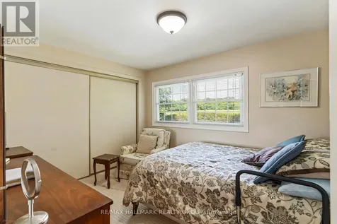 22 St Lawrence Court Augusta ON K0E 1T0