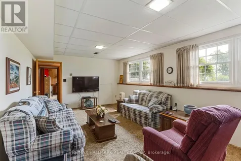 22 St Lawrence Court Augusta ON K0E 1T0