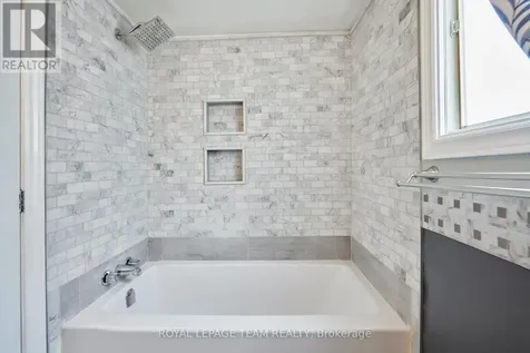 87 Grady Crescent Ottawa ON K2H 5S2