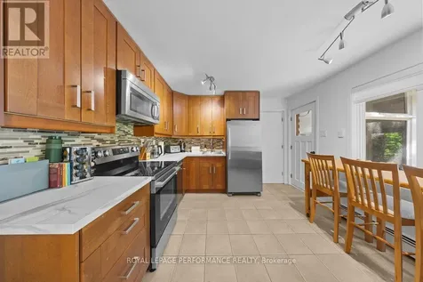 1250 Royal Maple Drive Ottawa ON K4C 1B5