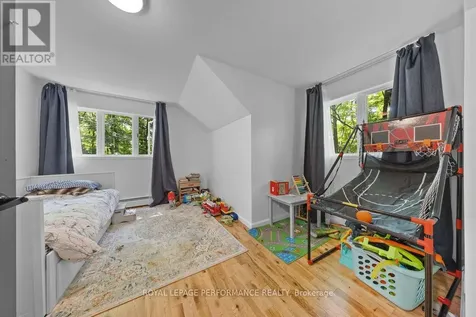 1250 Royal Maple Drive Ottawa ON K4C 1B5
