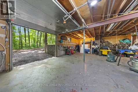 1250 Royal Maple Drive Ottawa ON K4C 1B5