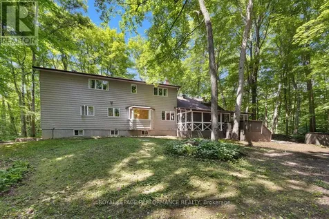 1250 Royal Maple Drive Ottawa ON K4C 1B5