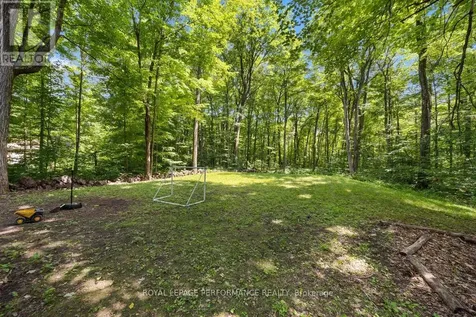 1250 Royal Maple Drive Ottawa ON K4C 1B5