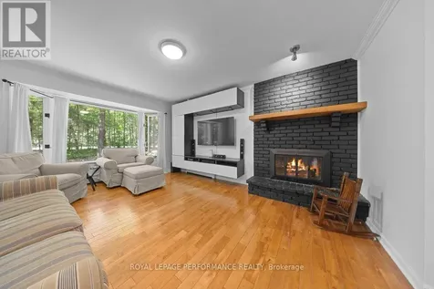 1250 Royal Maple Drive Ottawa ON K4C 1B5