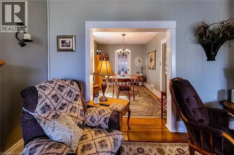 72 East 32nd Street Hamilton ON L8V 3R9