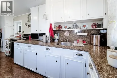72 East 32nd Street Hamilton ON L8V 3R9