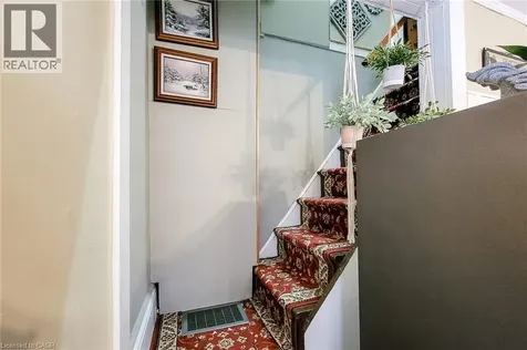72 East 32nd Street Hamilton ON L8V 3R9