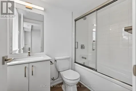 100 Stardust Private Ottawa ON K1T 3W6
