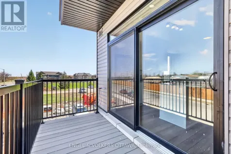 110 Stardust Private Ottawa ON K1T 3W6
