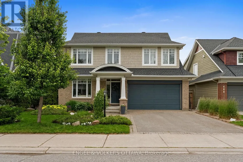 564 Erinwoods Circle Ottawa ON K2J 5M8