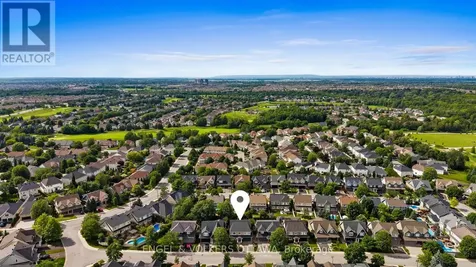 564 Erinwoods Circle Ottawa ON K2J 5M8