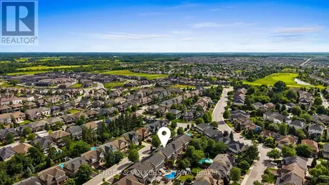 564 Erinwoods Circle Ottawa ON K2J 5M8