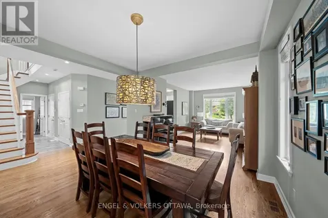 564 Erinwoods Circle Ottawa ON K2J 5M8