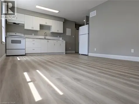 135 Wellington Street North Kitchener ON N2H 5J9