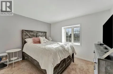 236 Rachel Crescent Kitchener ON N2R 0E1