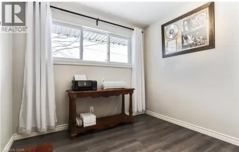 105 Harold Avenue Brantford ON N3T 1W3