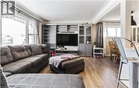 105 Harold Avenue Brantford ON N3T 1W3
