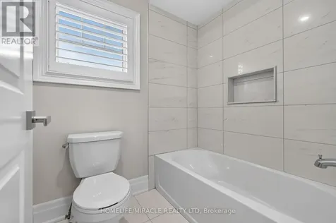 1518 Broderick Street Innisfil ON L9S 0P7