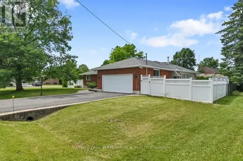 23 Elma Street Ottawa ON K1T 3W8