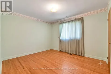 23 Elma Street Ottawa ON K1T 3W8